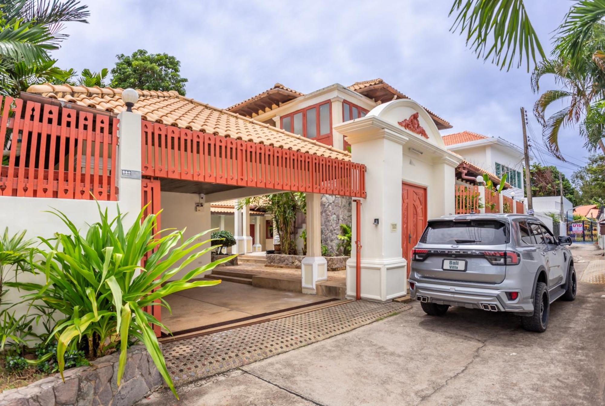 Bali Pool Villa, 5 Min To Walking Street & The Beaches Pattaya Buitenkant foto
