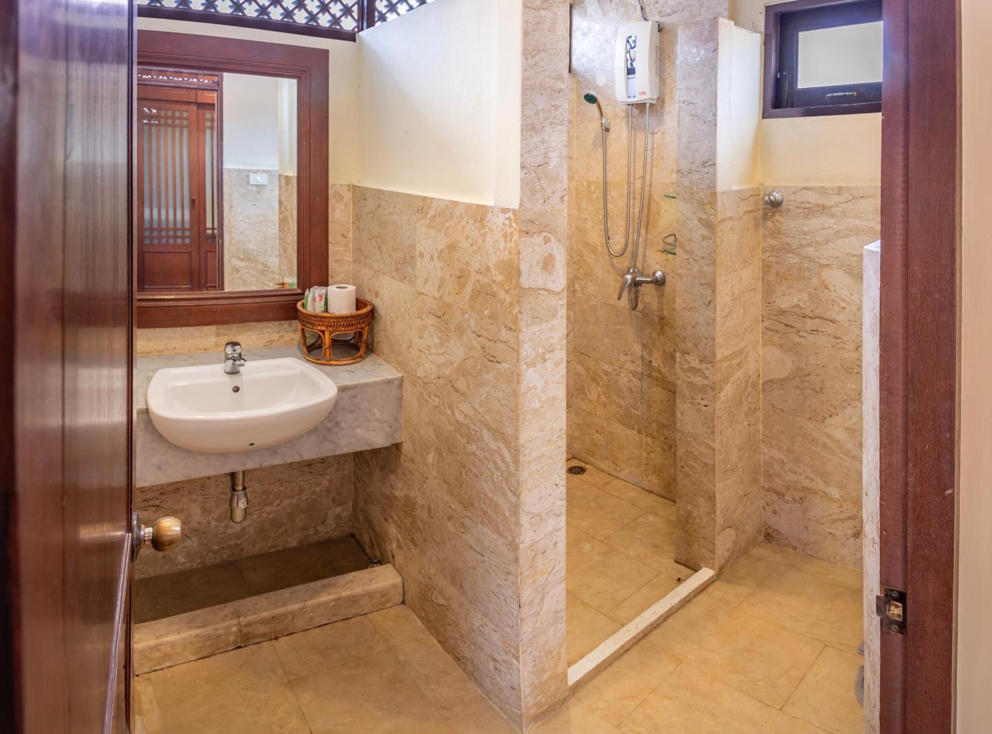 Bali Pool Villa, 5 Min To Walking Street & The Beaches Pattaya Buitenkant foto